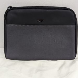 Tumi for Delta travel bag